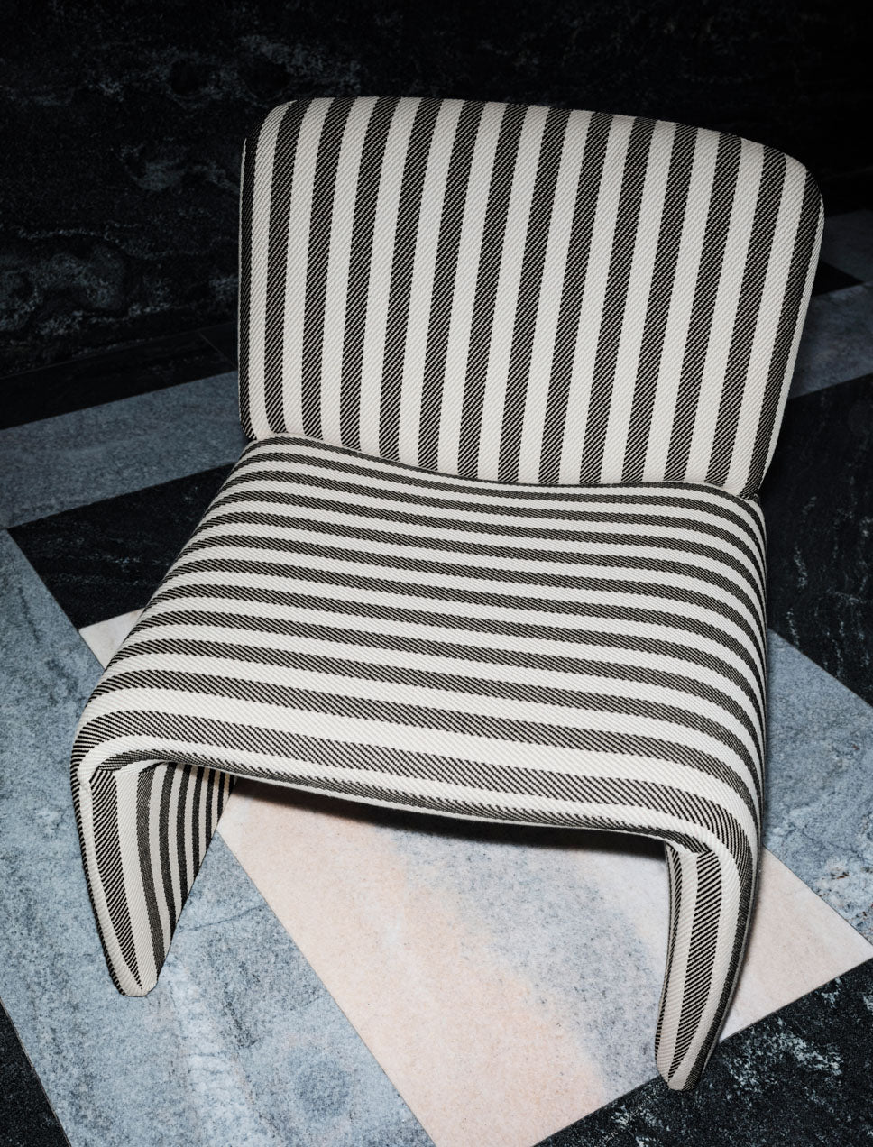 Tessuto “Voulez-Vous” Dedar Milano